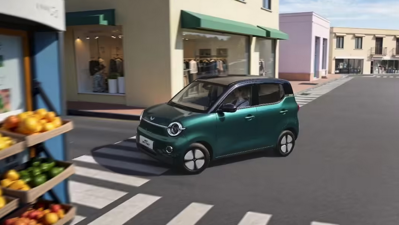 第五代宏光MINIEV开启预订 奶龙IP联名 至高10000元权益加持